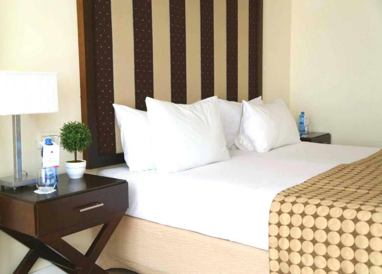 Hod Hasharon Luxury Apartment Herzliya Exterior foto